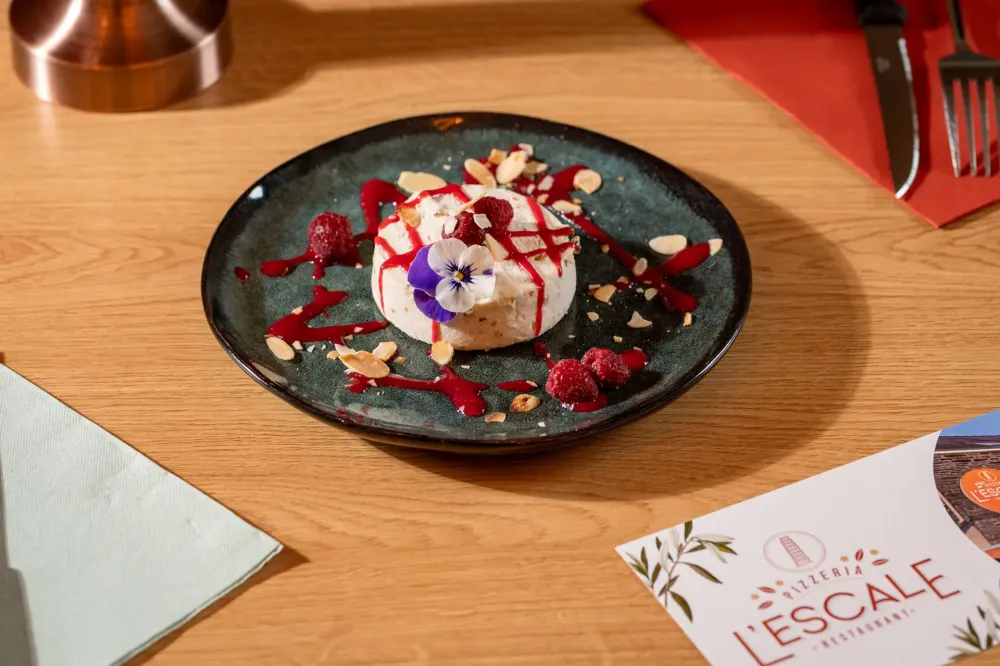 dessert nougat glâcée